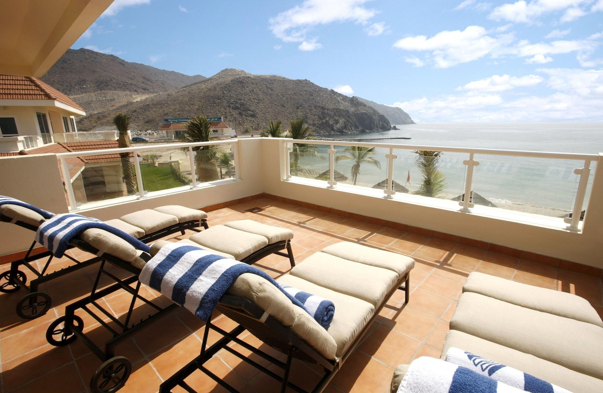 Oceanic Khorfakkan Resort&Spa Khor Fakkan Luaran gambar