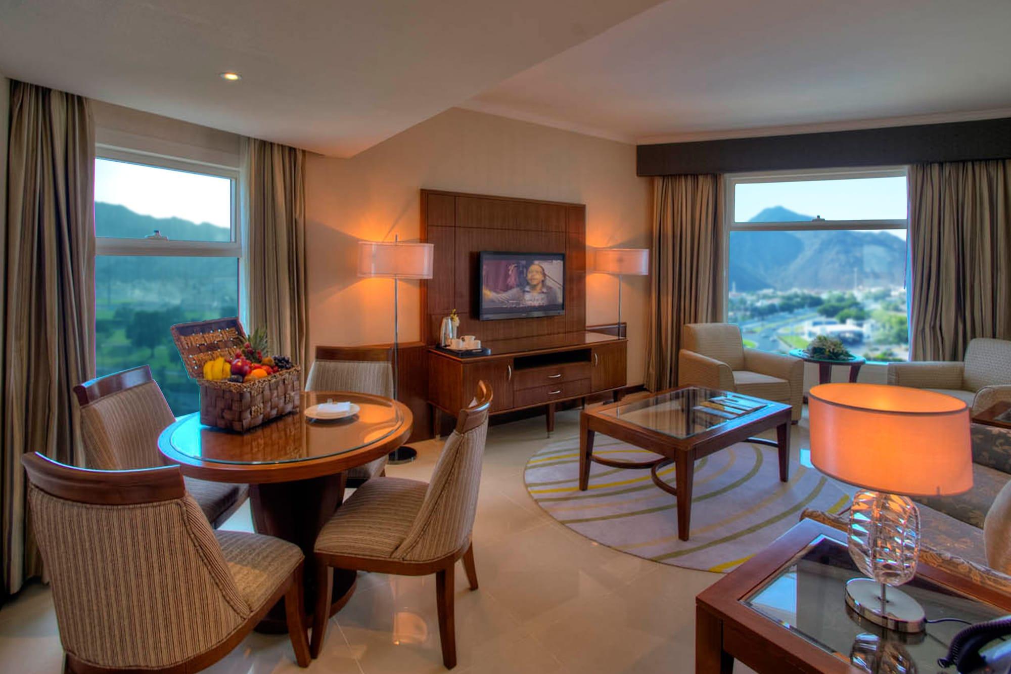 Oceanic Khorfakkan Resort&Spa Khor Fakkan Luaran gambar