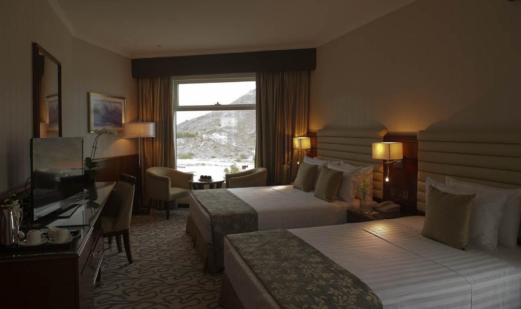 Oceanic Khorfakkan Resort&Spa Khor Fakkan Luaran gambar